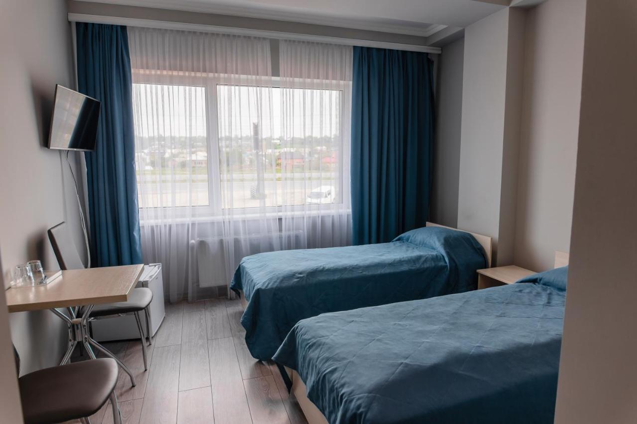 Af Trans Hotel Marshyntsi エクステリア 写真