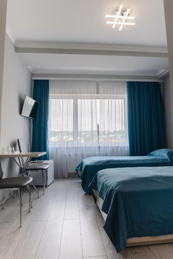 Af Trans Hotel Marshyntsi エクステリア 写真